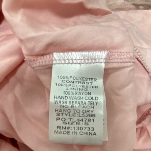 Elegant Lace Pink Blush V Neck Maxi Dress by Umgee Size 6 NWT - Picture 15 of 16